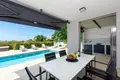 3 bedroom villa 140 m² Grad Porec, Croatia