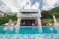 3 bedroom villa 450 m², Montenegro