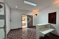 Villa 7 rooms 468 m² in Sangkat Boeng Reang, Cambodia