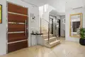 4 bedroom house 350 m² San Pedro Alcantara, Spain