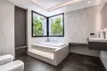 6 bedroom villa 1 204 m² Estepona, Spain