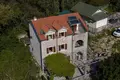 Casa 6 habitaciones 230 m², Montenegro