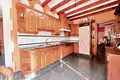 4 bedroom house 233 m² Aspe, Spain
