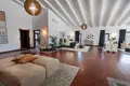 Дом 10 спален 1 290 м² Сан-Педро-Алькантара, Испания