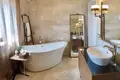 Haus 6 zimmer 550 m² Lymanka, Ukraine