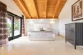 8 bedroom House 1 081 m² Spain, Spain