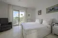 5 bedroom house 270 m² Dos Hermanas, Spain