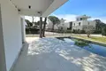 4 bedroom Villa 600 m² Bashkia Durres, Albania