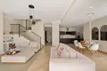Haus 4 Schlafzimmer 391 m² Dos Hermanas, Spanien