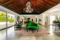 8 bedroom House 1 400 m² Dos Hermanas, Spain