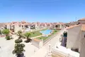 Bungalow z 2 sypialniami 52 m² Torrevieja, Hiszpania