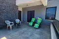 Дом 4 спальни 305 м² Добра Вода, Черногория
