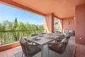 Wohnung 2 Schlafzimmer 140 m² Benahavis, Spanien