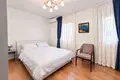 2 bedroom apartment 77 m² Petrovac, Montenegro