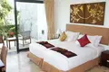 Wohnung 4 Schlafzimmer 330 m² Rawai, Thailand