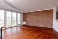 2 bedroom apartment 83 m² Warsaw, Poland