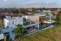 5 bedroom villa 1 200 m² Tibubeneng, Indonesia