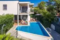 6 bedroom villa 220 m² Grad Pula, Croatia