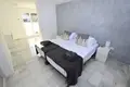 Haus 6 Schlafzimmer 351 m² Dos Hermanas, Spanien