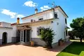 Haus 5 Schlafzimmer 279 m² Dos Hermanas, Spanien