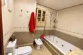 Wohnung 4 Schlafzimmer 227 m² Dos Hermanas, Spanien