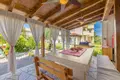Haus 13 Schlafzimmer 681 m² Gespanschaft Küstenland-Bergland, Kroatien
