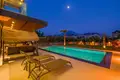 Haus 6 Schlafzimmer 360 m² Akarca, Türkei