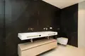 4-Schlafzimmer-Villa 430 m² Estepona, Spanien