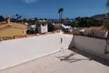 3-Schlafzimmer-Villa 359 m² lAlfas del Pi, Spanien
