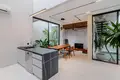 Mieszkanie 2 pokoi 172 m² Kerobokan, Indonezja