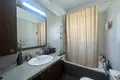 Bungalow de 2 dormitorios 82 m² en Agios Tychonas, Chipre