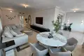 Mieszkanie 2 pokoi 120 m² Marbella, Hiszpania