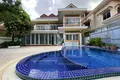 4-Zimmer-Villa 425 m² in Sangkat Phsar Daeum Thkov, Kambodscha