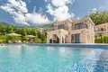 3 bedroom villa 270 m² Budva, Montenegro