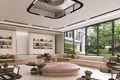 Complejo residencial Premier residential complex with a huge swimming pool and lush green areas in Suan Luang, Bangkok, Thailand