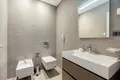 Квартира 2 спальни 190 м² Тиват, Черногория