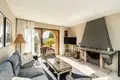 Mieszkanie 3 pokoi 181 m² Estepona, Hiszpania