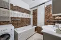 2 bedroom apartment 87 m² Warsaw, Poland