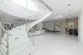 5 bedroom apartment 697 m² Koinoteta Pyrgou Lemesou, Cyprus