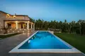 4 bedroom Villa 280 m² Grad Porec, Croatia