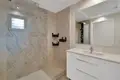 Mieszkanie 2 pokoi 80 m² Casares, Hiszpania