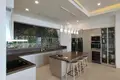 5-Schlafzimmer-Villa 450 m² Karon, Thailand