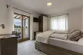 Casa 4 habitaciones 330 m² Grad Omis, Croacia