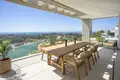 2 bedroom apartment 110 m² Benahavis, Spain