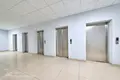 Oficina 15 habitaciones 1 710 m² en Minsk, Belarús