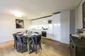 3 bedroom apartment 88 m² in London, United Kingdom