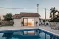 Dom 5 pokojów 256 m² Imotski, Chorwacja
