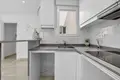 Penthouse 2 pokoi 74 m² Torrevieja, Hiszpania