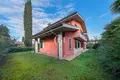 Villa 8 zimmer 315 m² Lugana, Italien