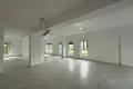 Commercial property 155 m² in Tirana Municipality, Albania